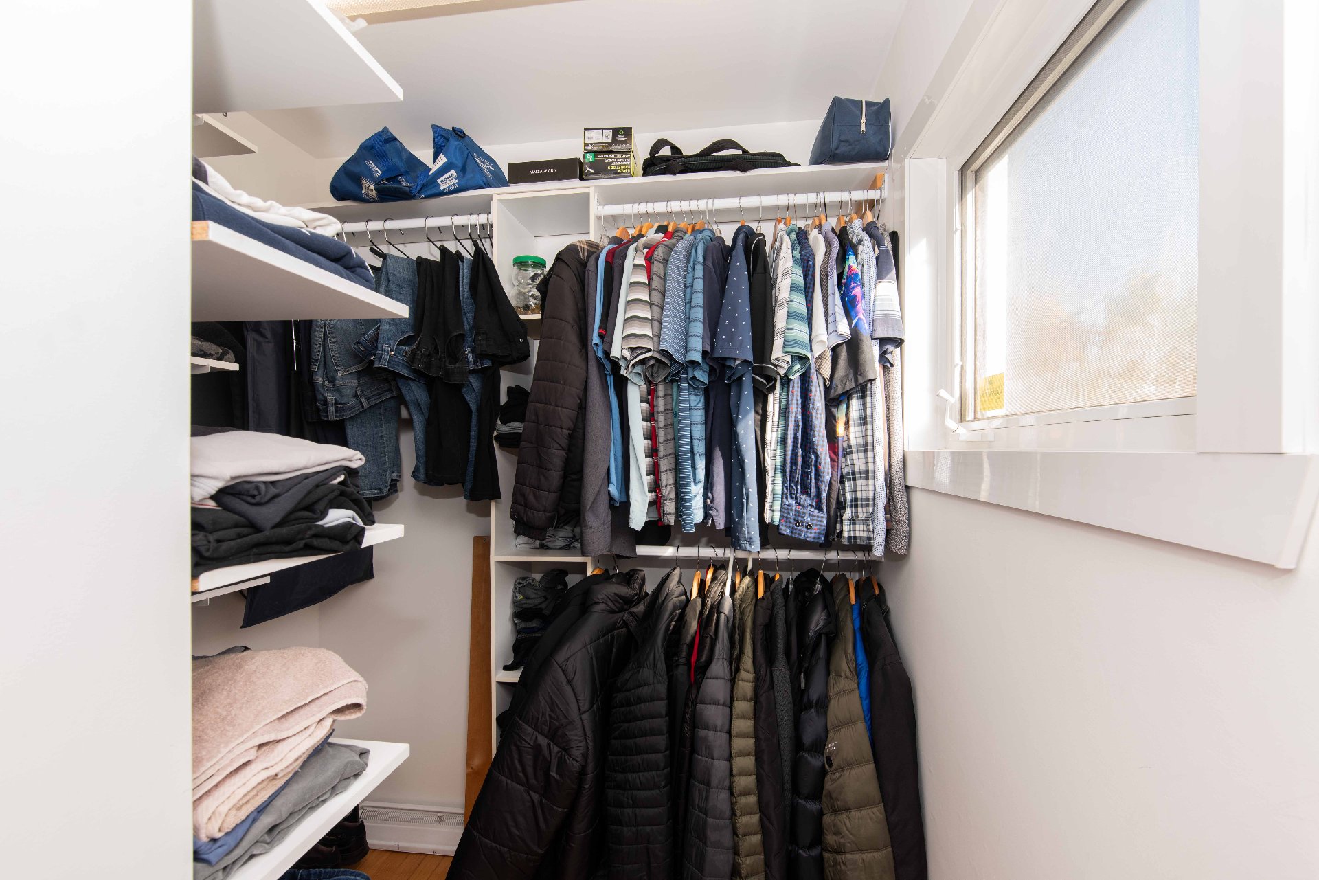 Walk-in closet