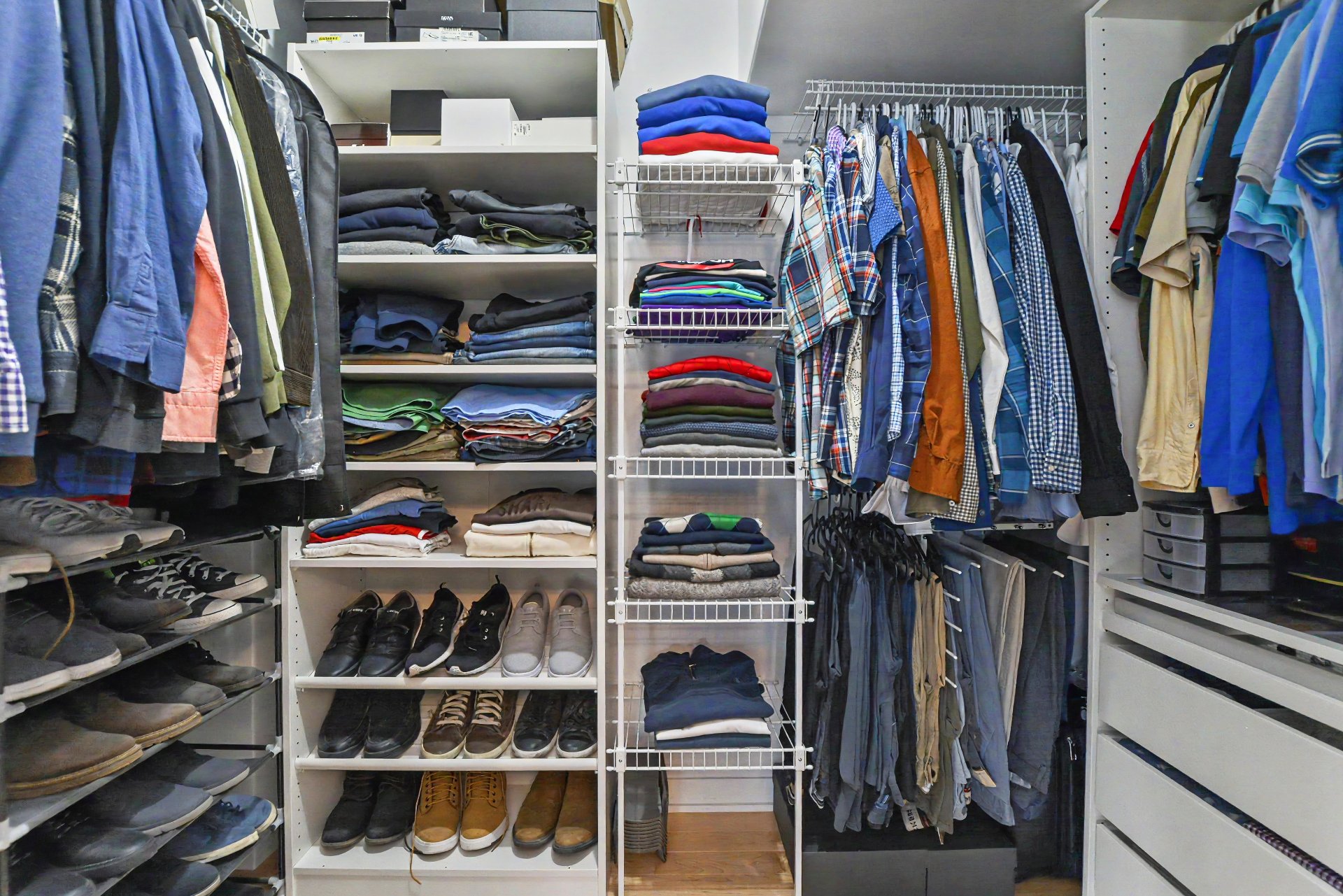 Walk-in closet
