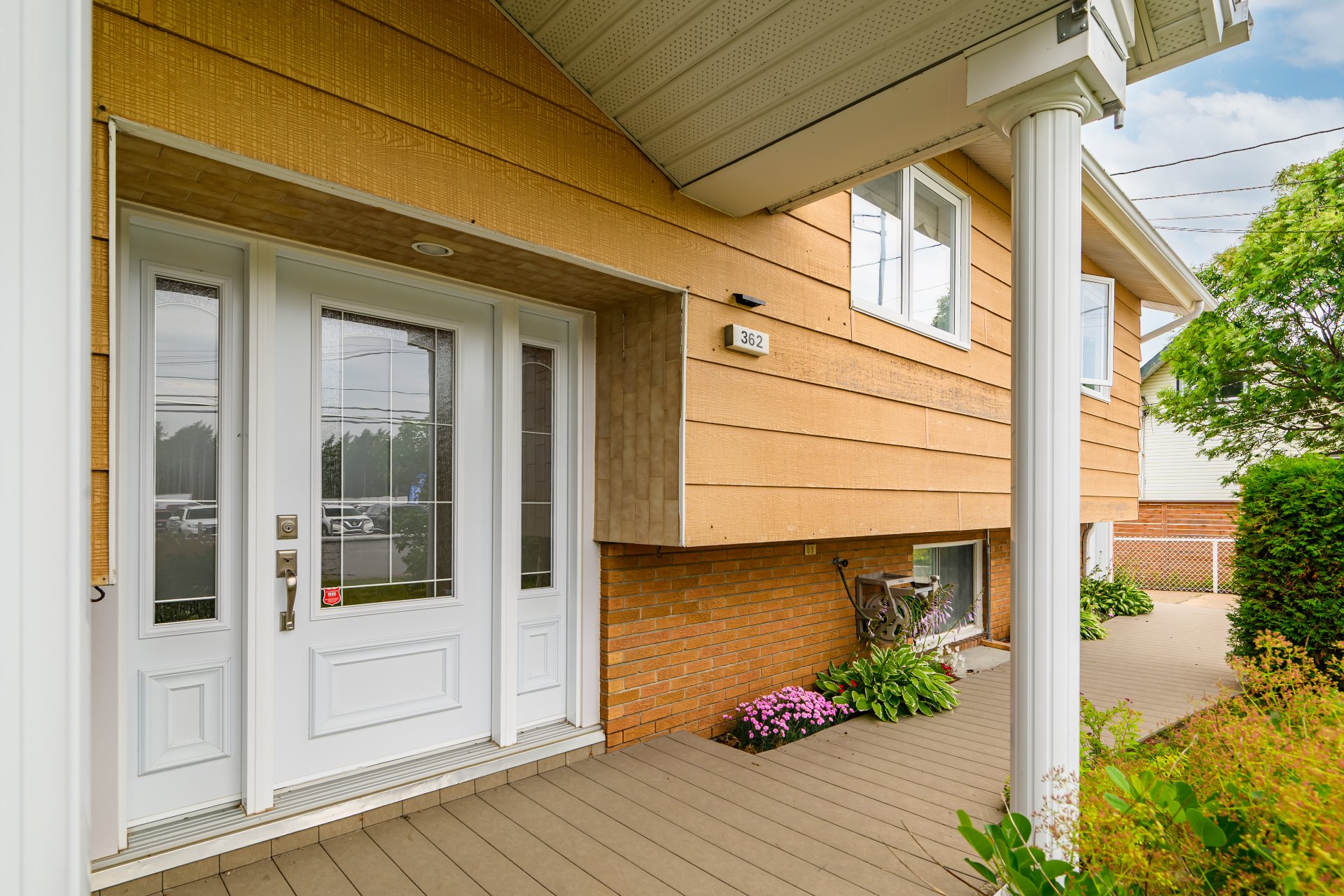 Entrée extérieure