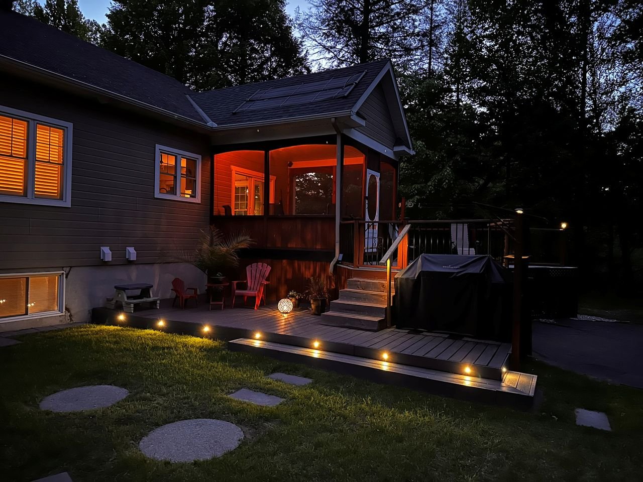 Photo de la terrasse et véranda la nuit
