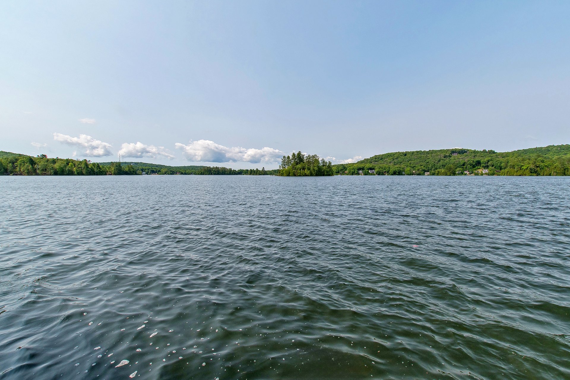 Accès au plan d'eau