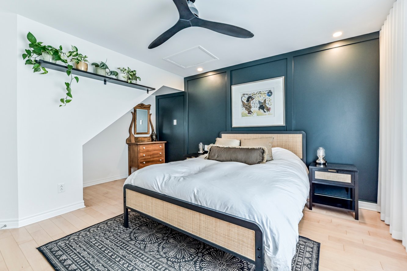 Walk-in attenant à la chambre