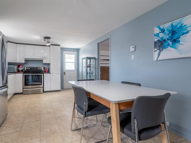 #526 accès balcon arrière