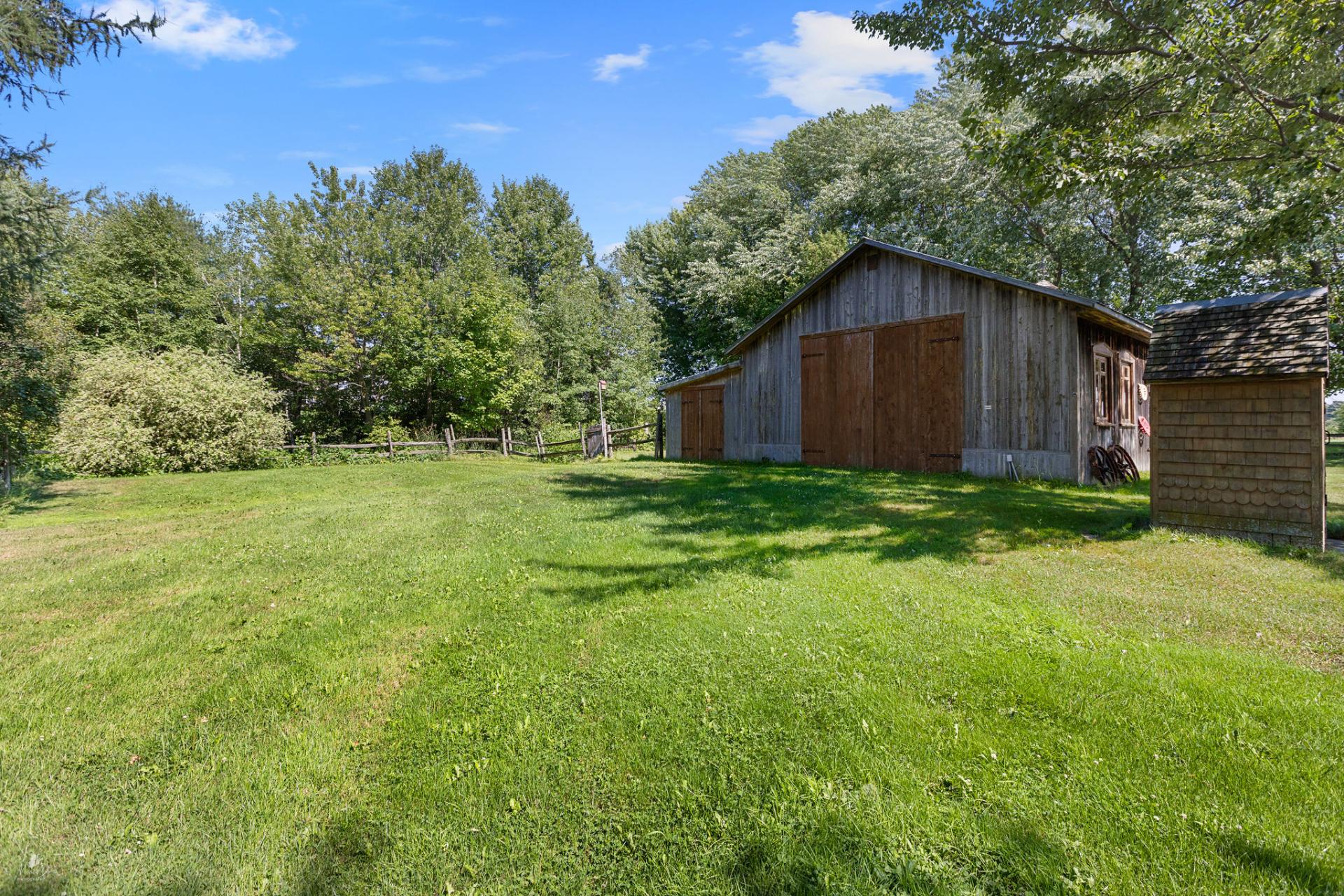 Barn