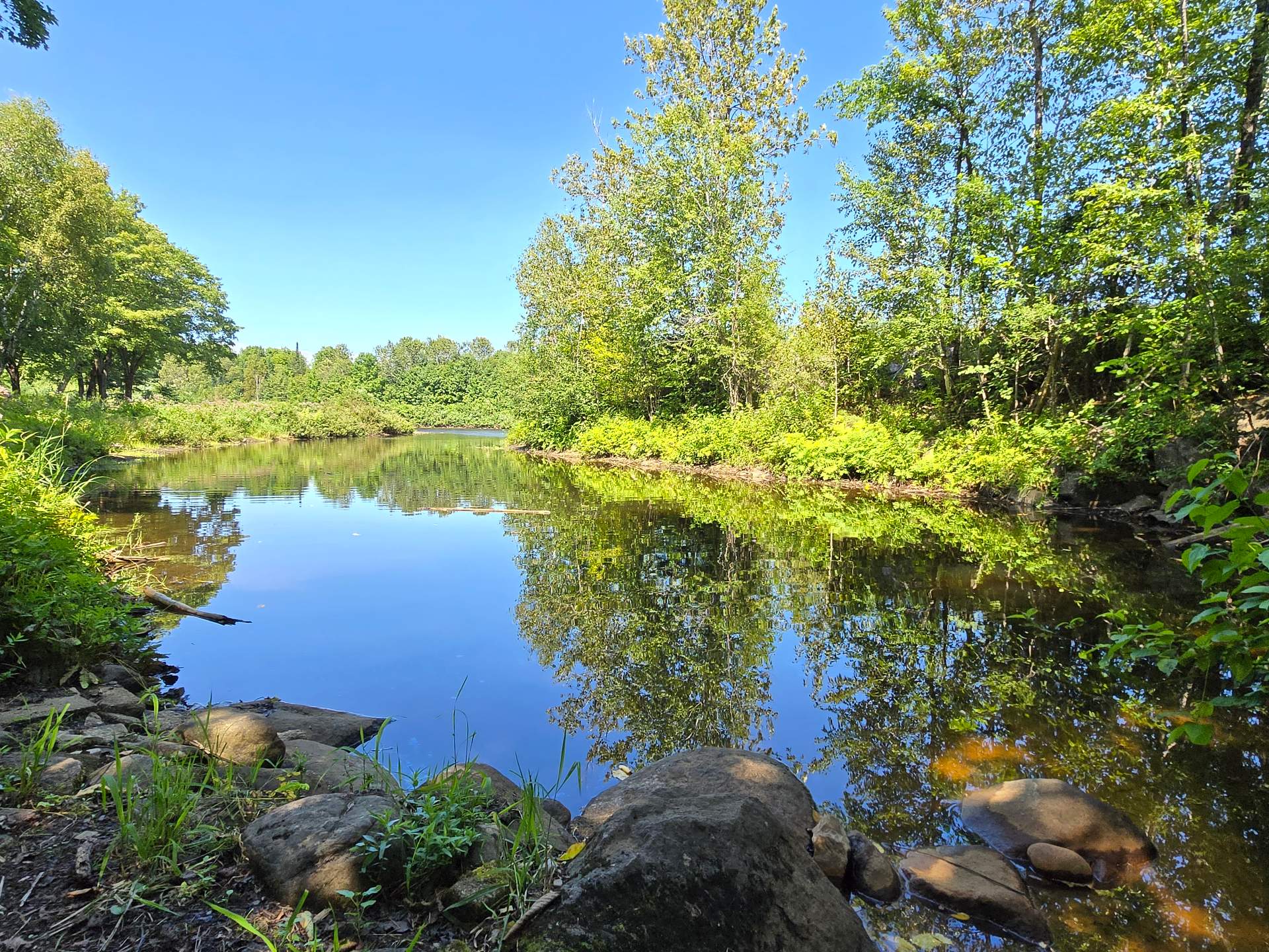 Access to a body of water
