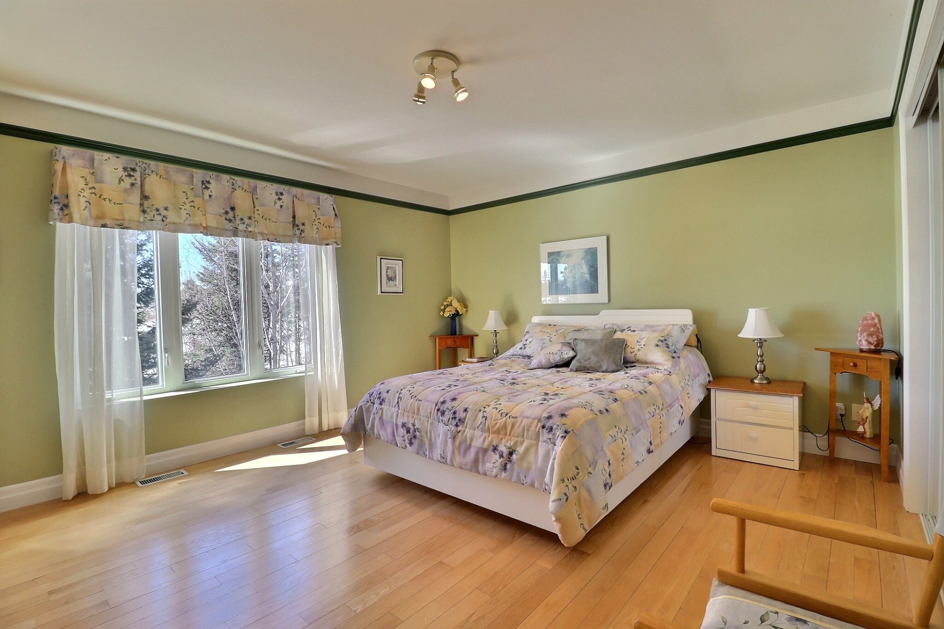 Primary bedroom