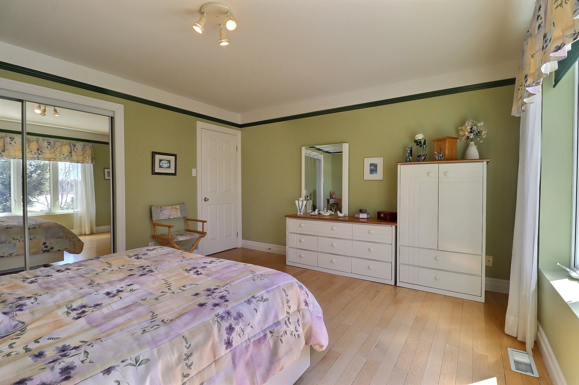 Primary bedroom
