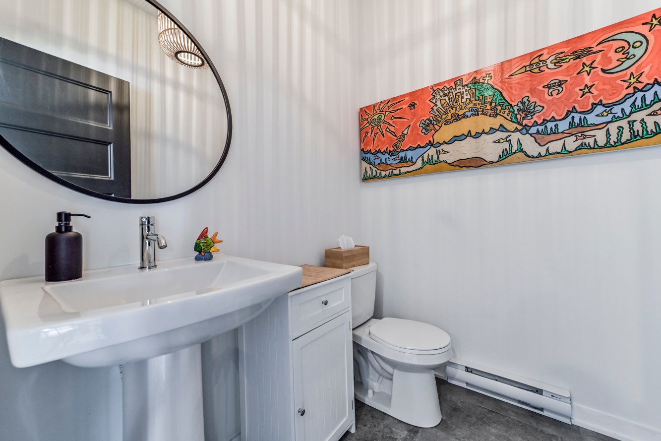 Près de l'entrée, pratique