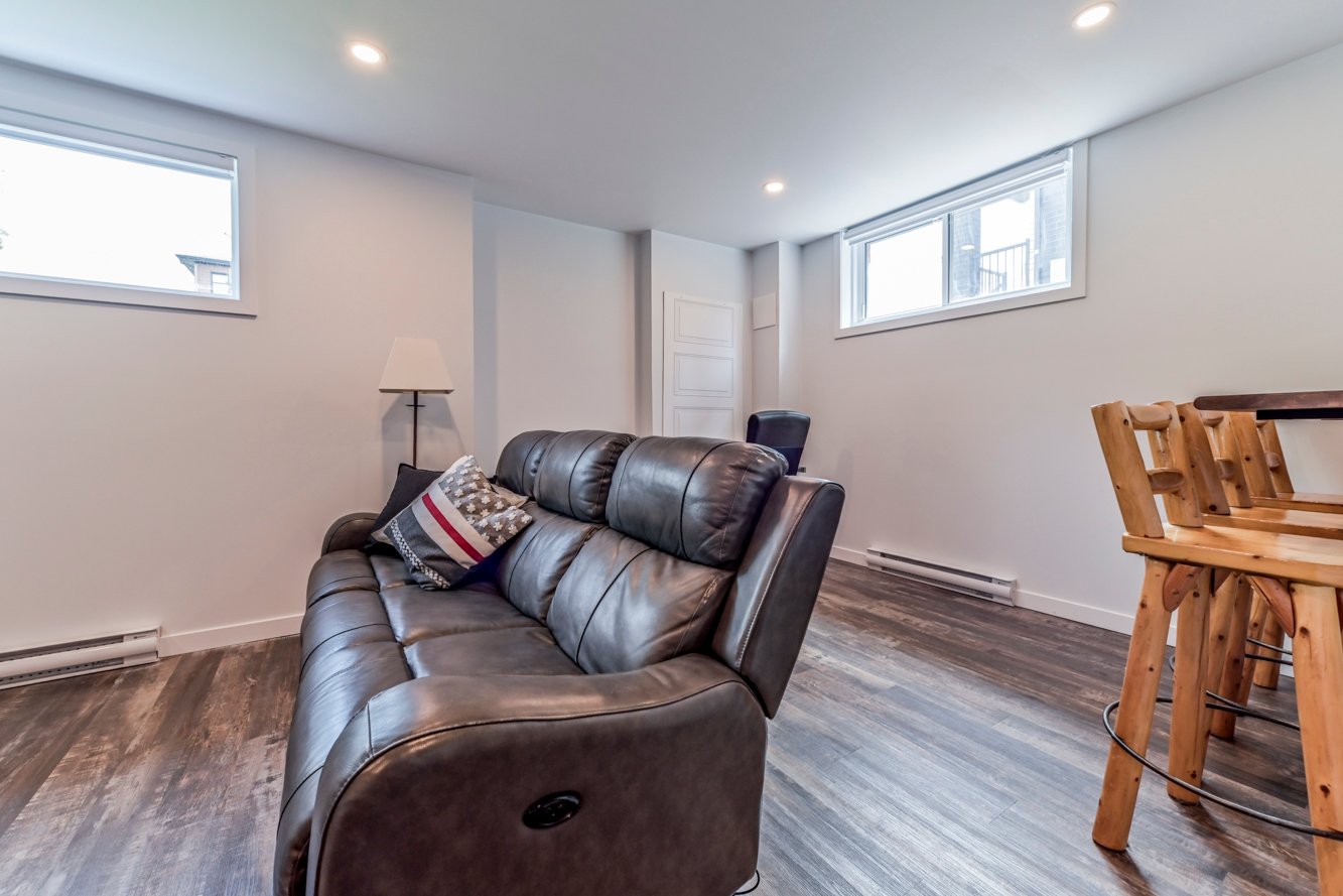 Bel espace à aménager selon vos besoins