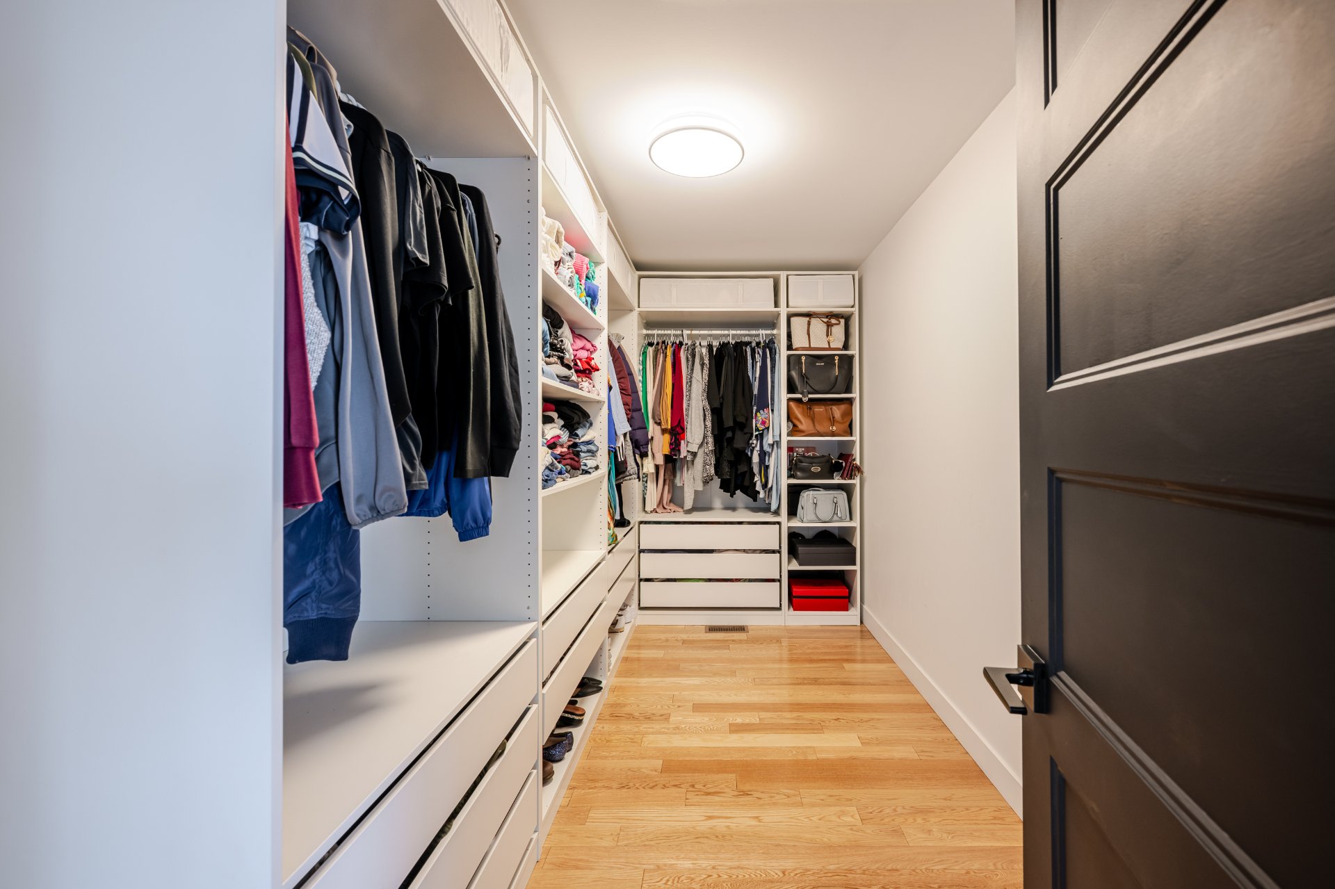 Walk-in closet