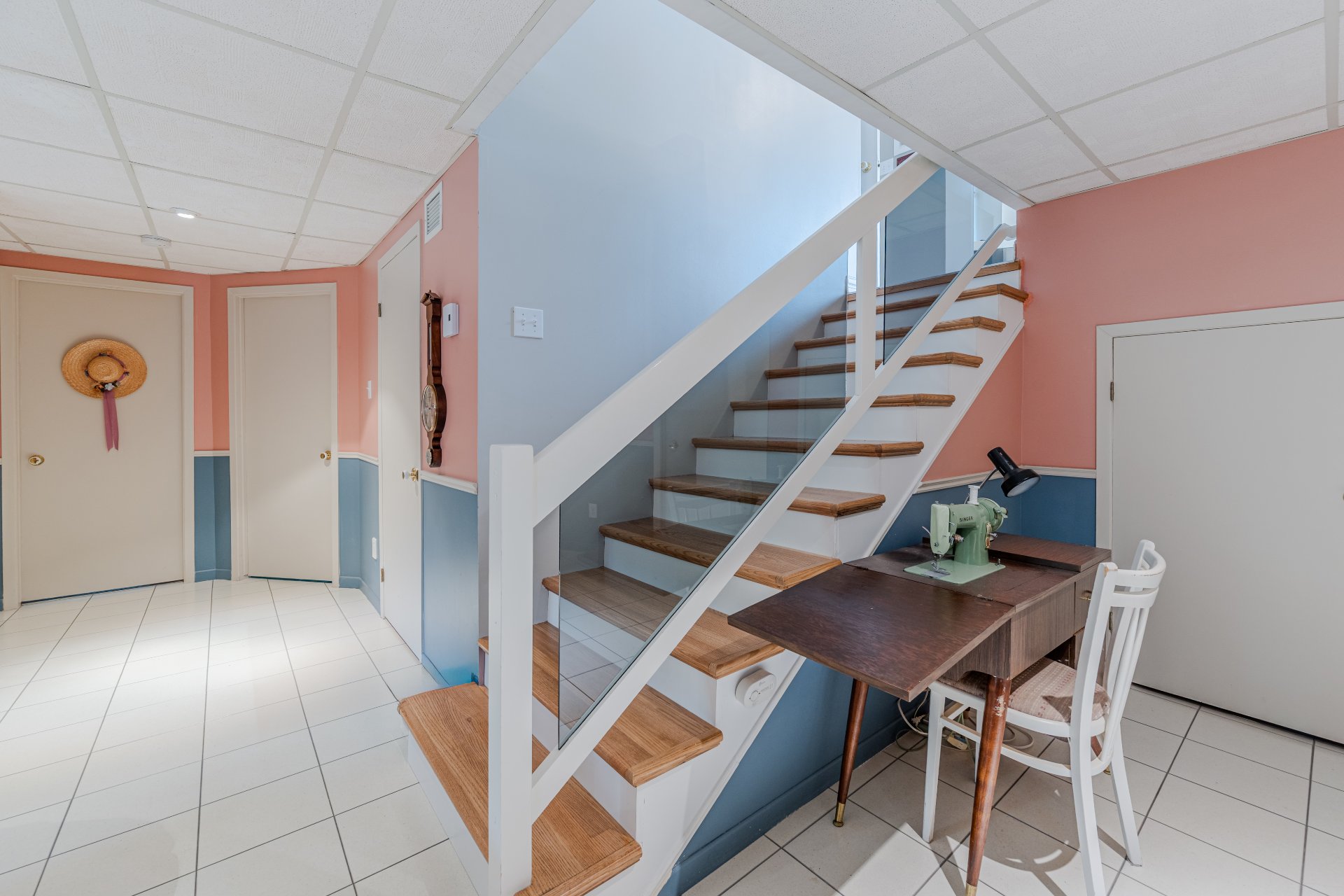 Large escalier