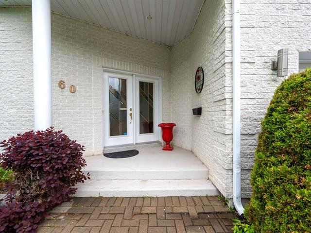 Bienvenue au 60, avenue Saint-Paul Mont-Joli
