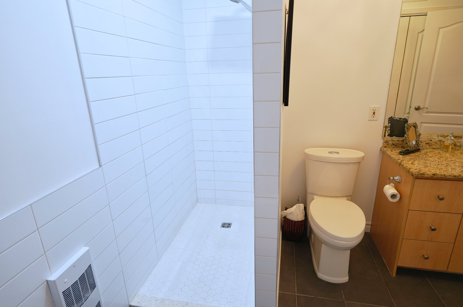 Douche indépendante.