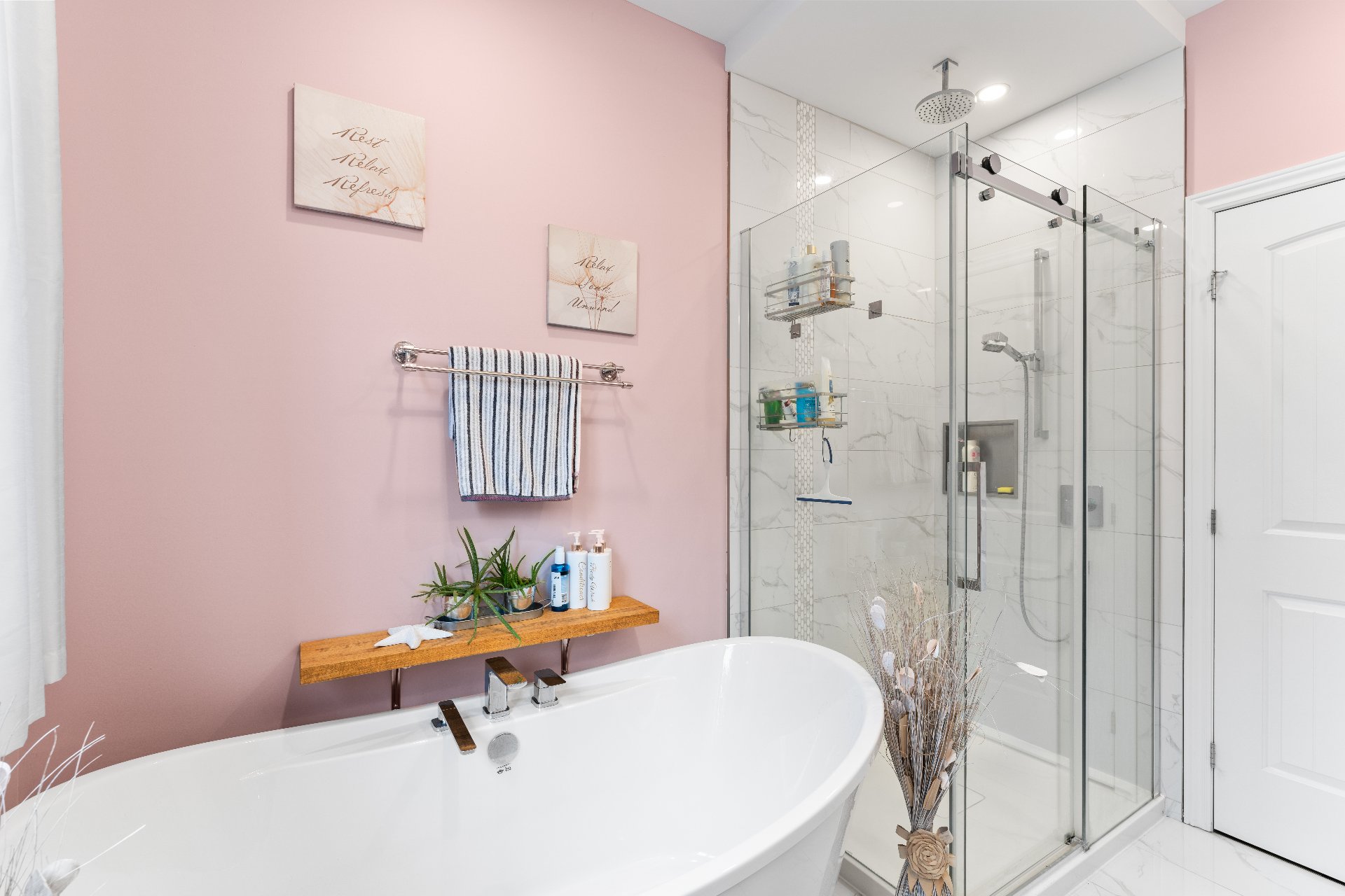 Salle de bains attenante à la CCP