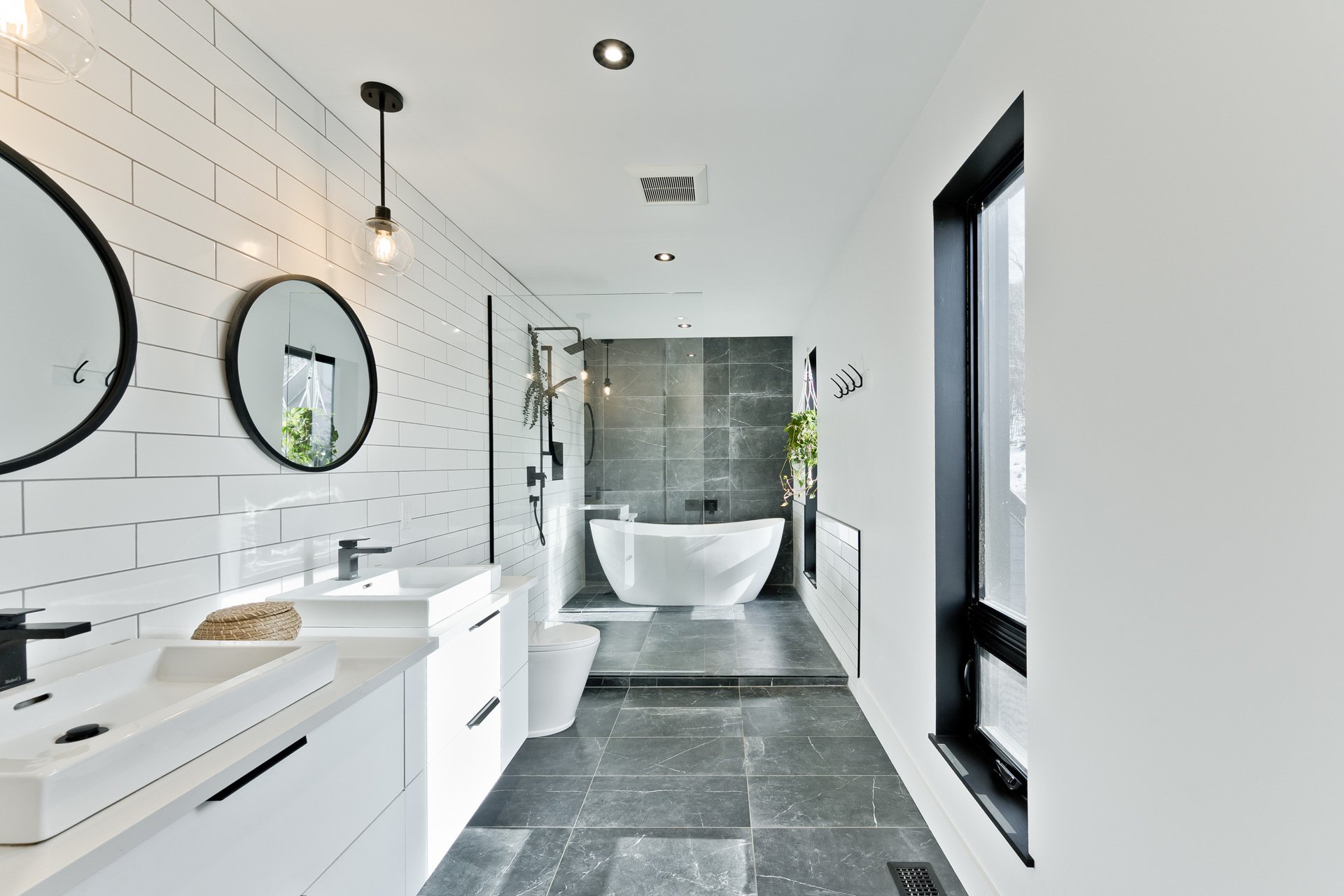 Ensuite bathroom