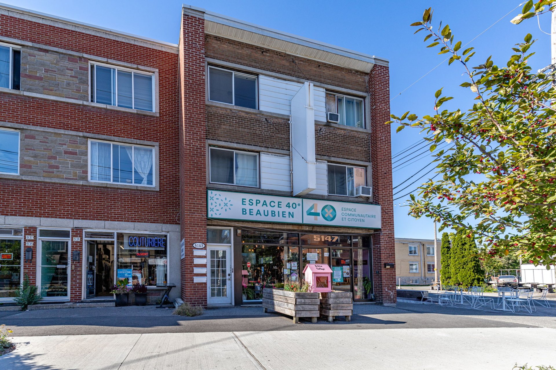 Local commercial avec vitrine sur Beaubien