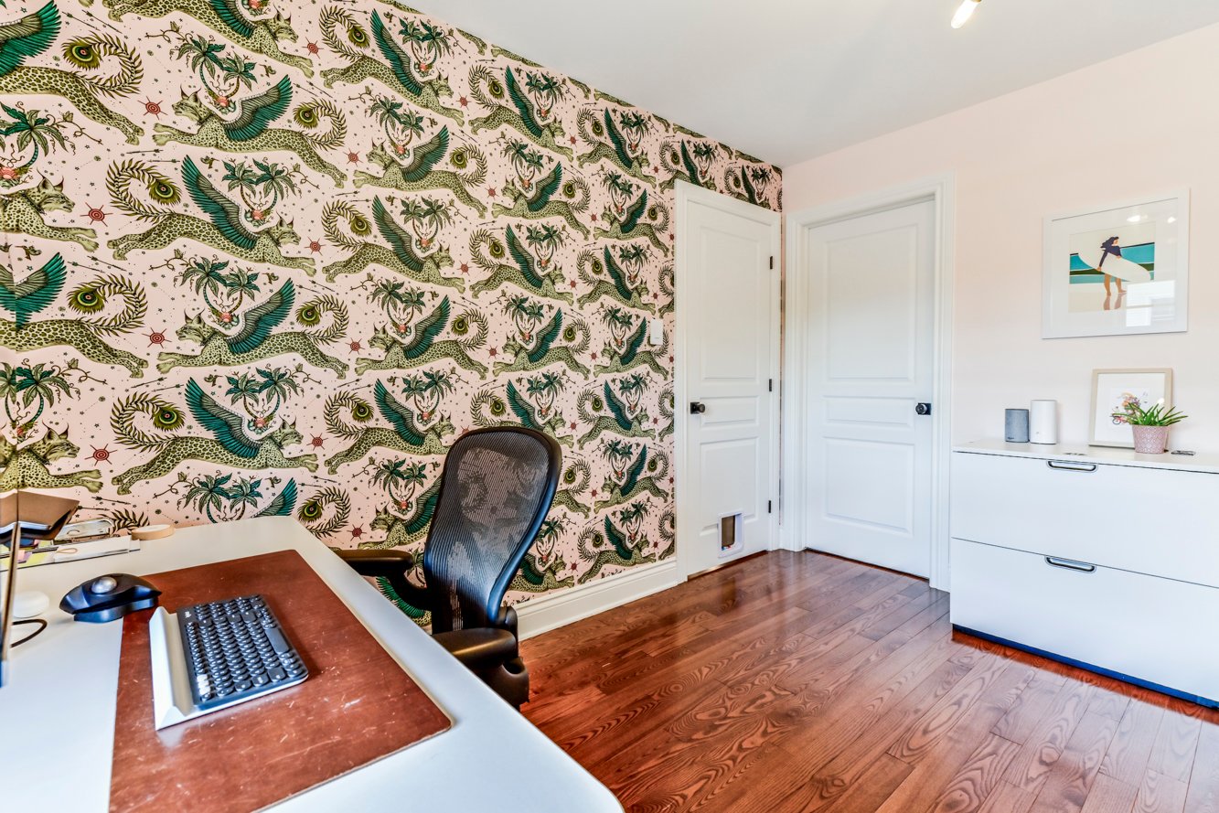 Accès direct à la salle d'eau communiquante