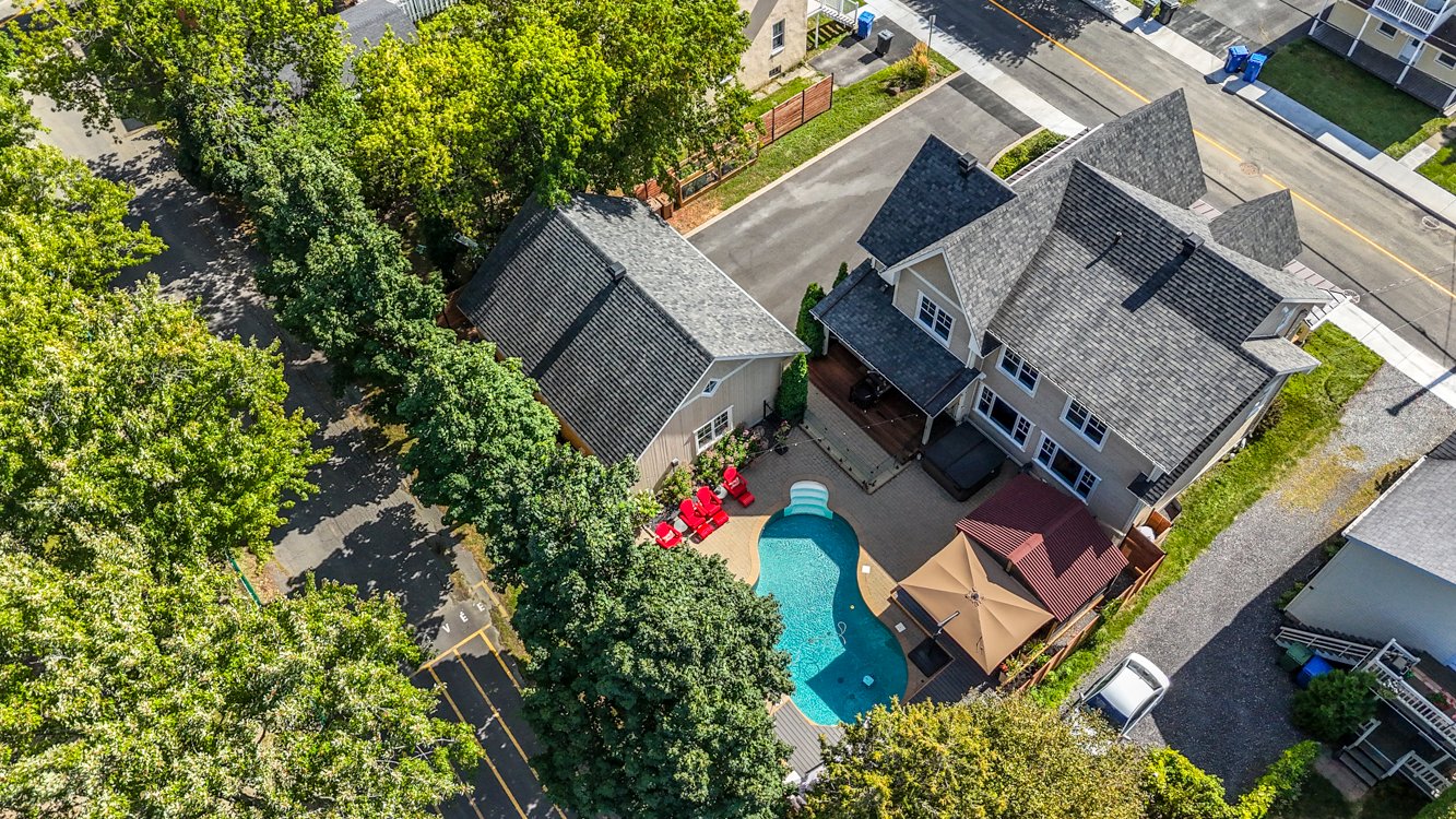 Beaucoup de verdure environnante