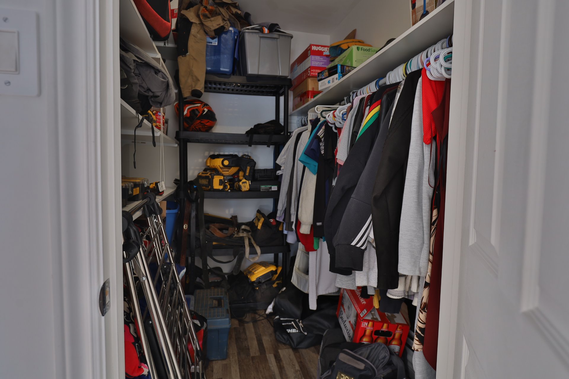 Walk-in closet