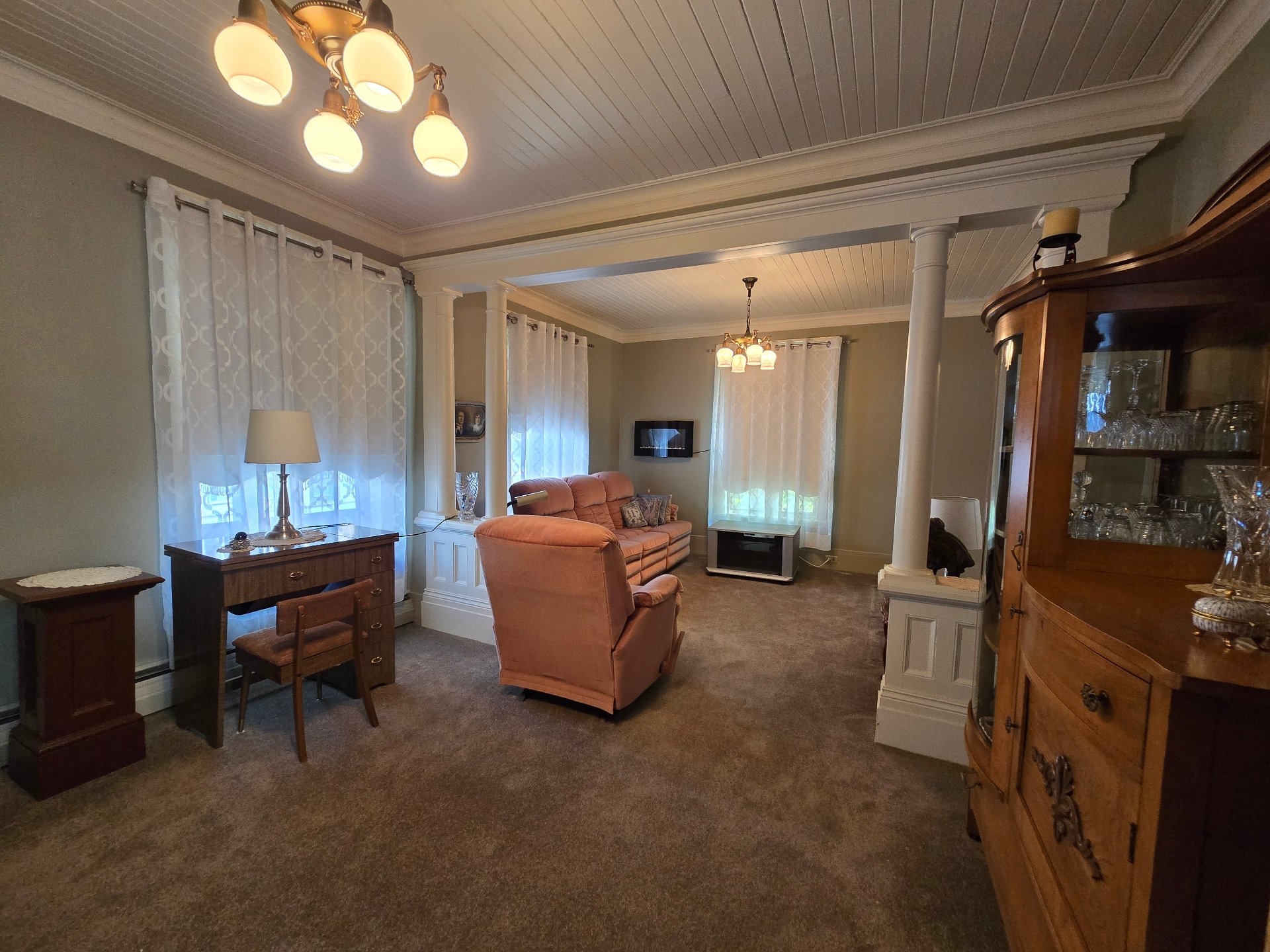 Salon