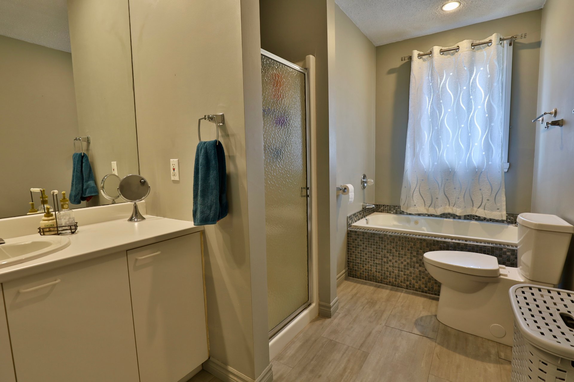 Salle de bains attenante à la CCP