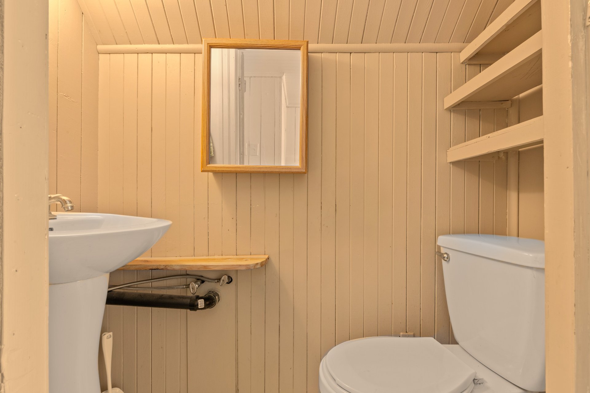 Salle de bains attenante à la CCP