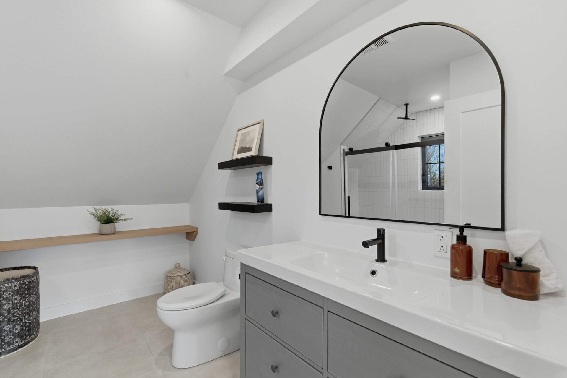 Salle de bains attenante à la CCP