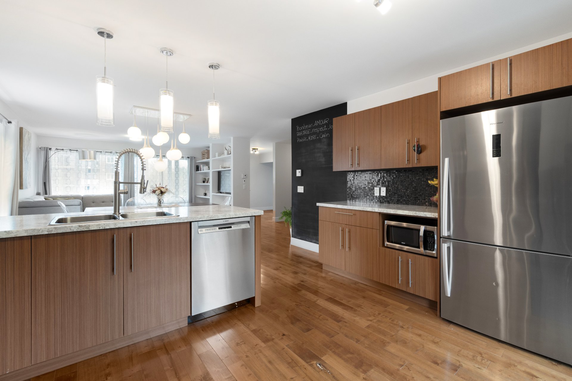 Lave-vaisselle inclus