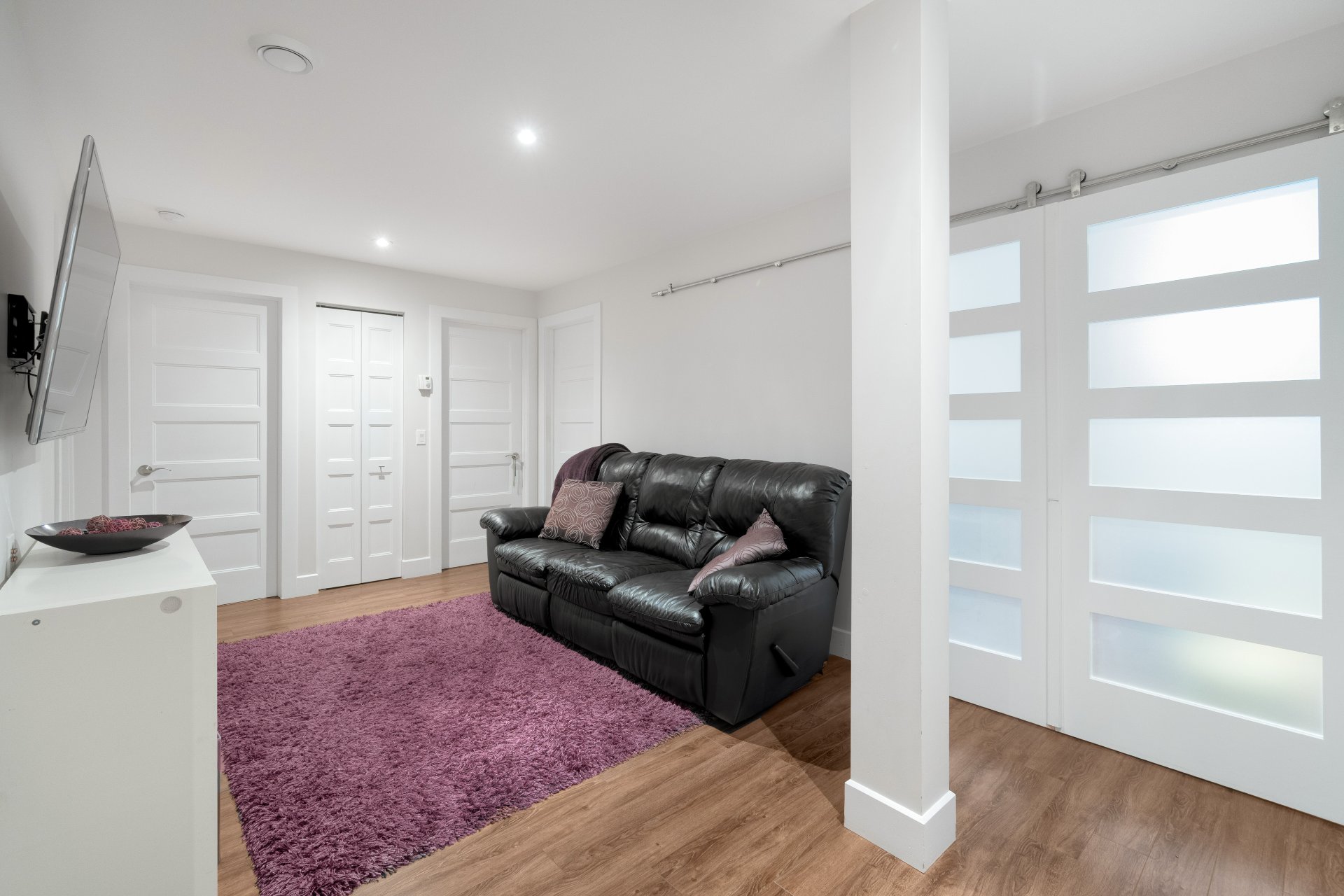 Portes françaises vers 4e chambre du condo