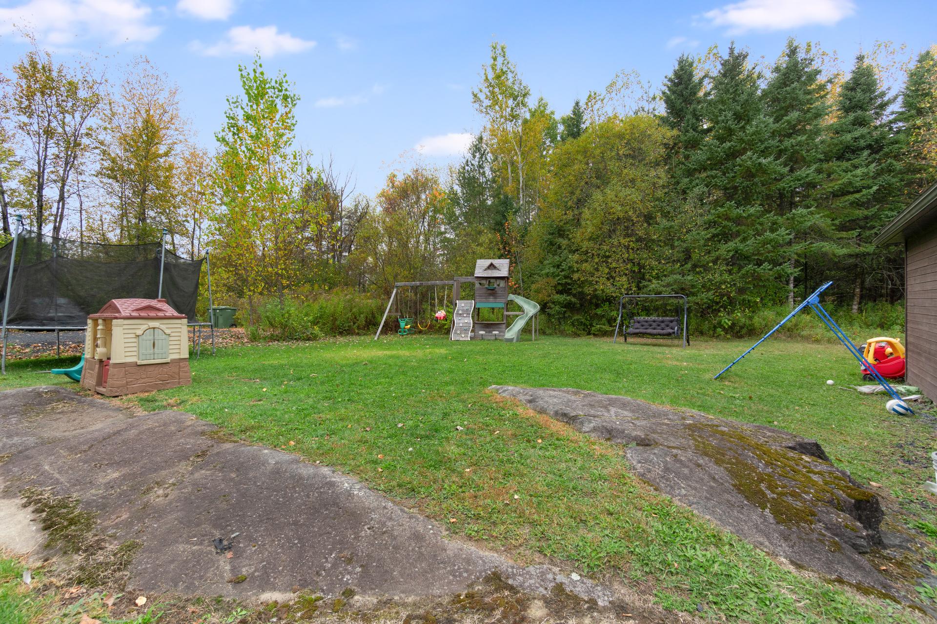 Boisé à l'arrière