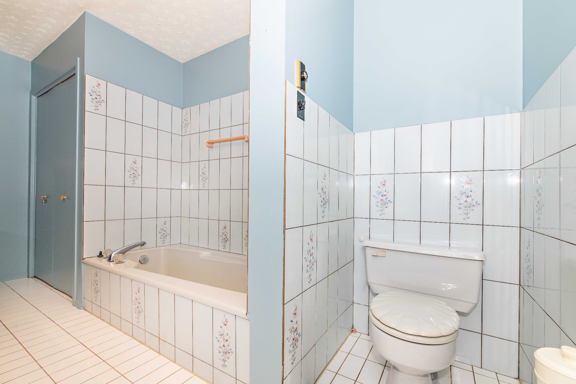 Ensuite bathroom