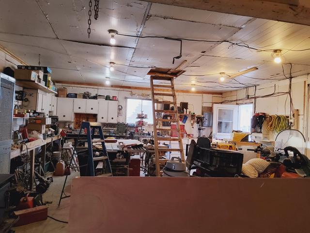 Salon