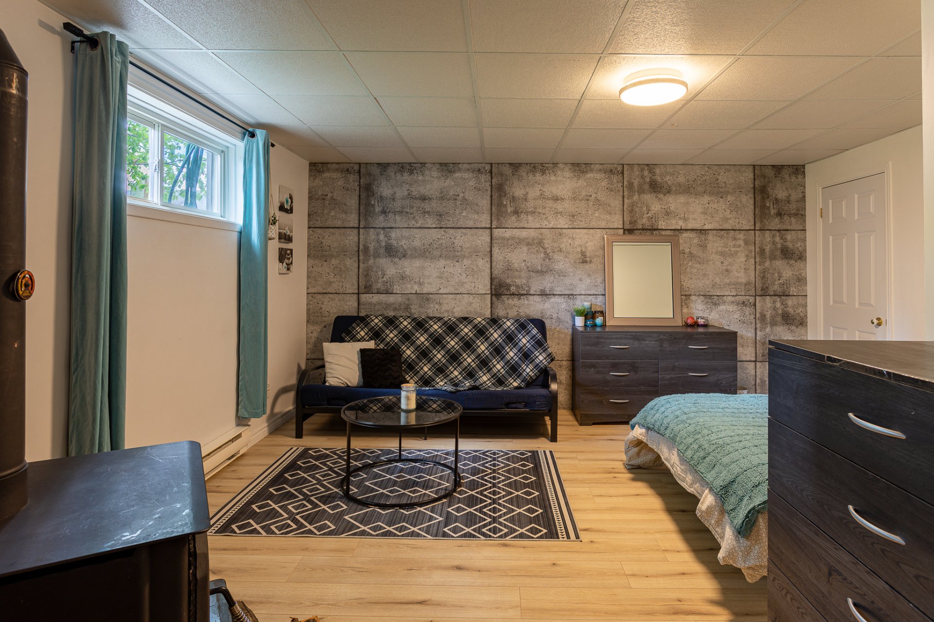 avec poêle à bois ou chambre à coucher