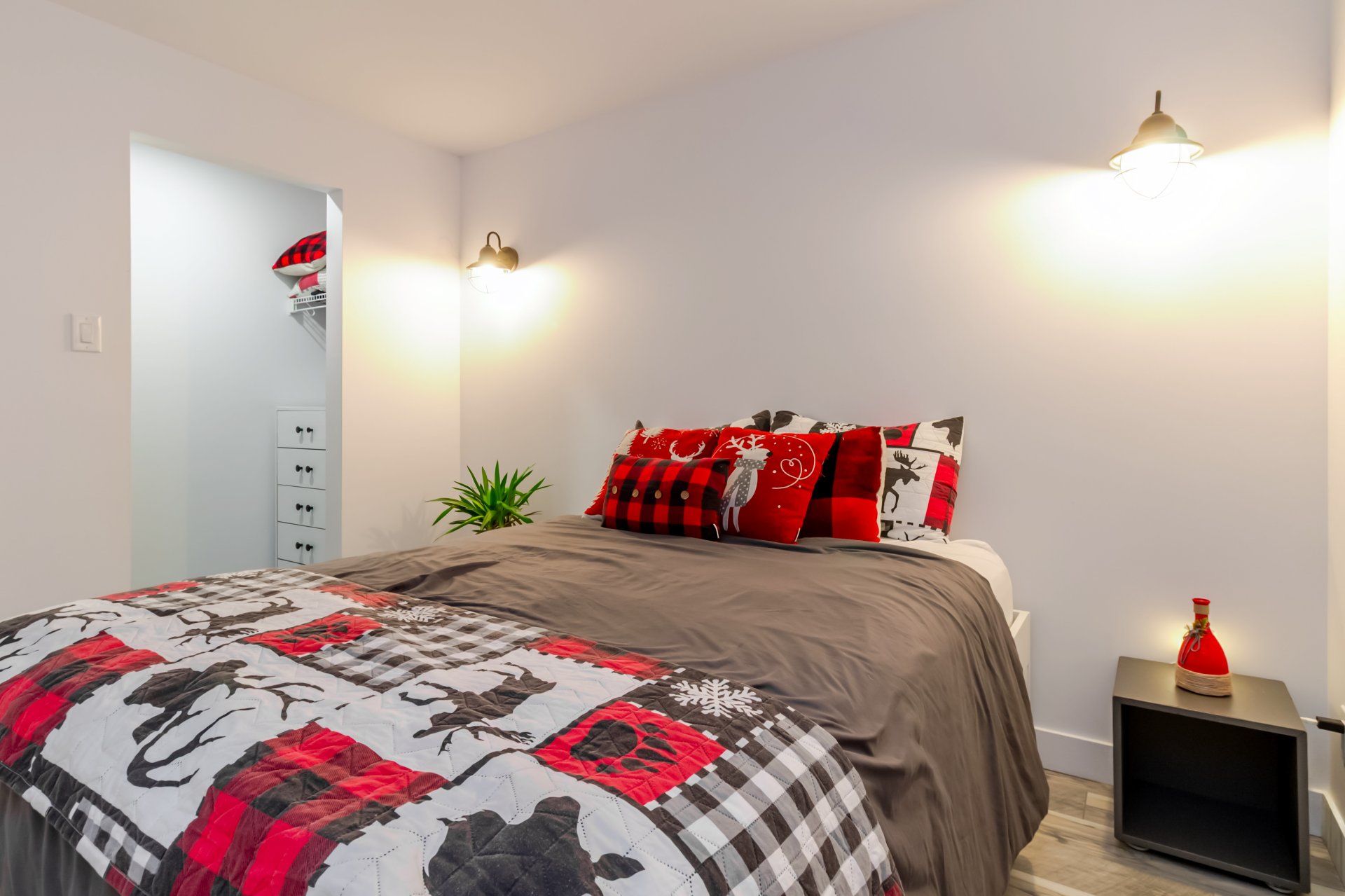 Primary bedroom