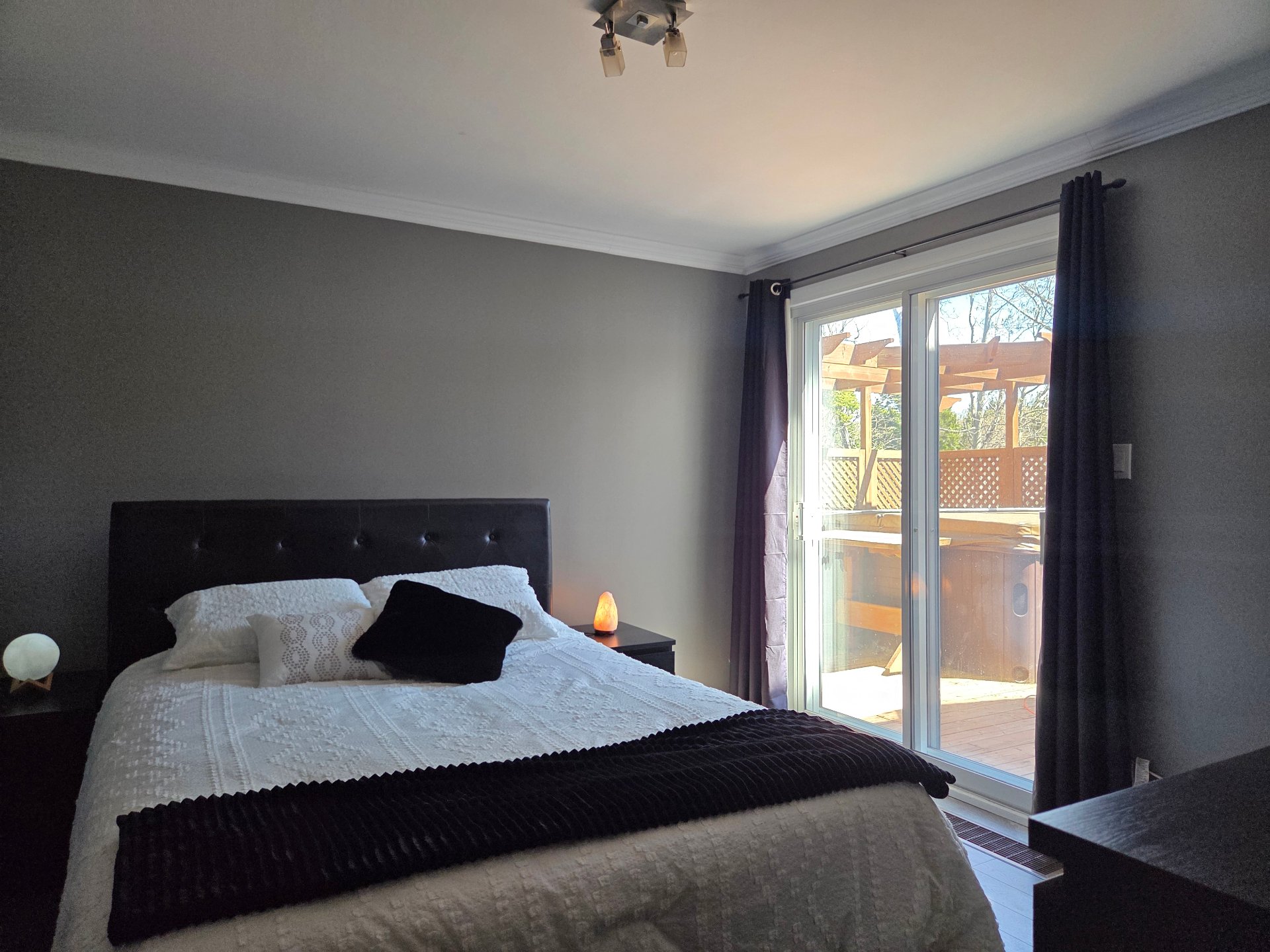 Chambre à coucher principale