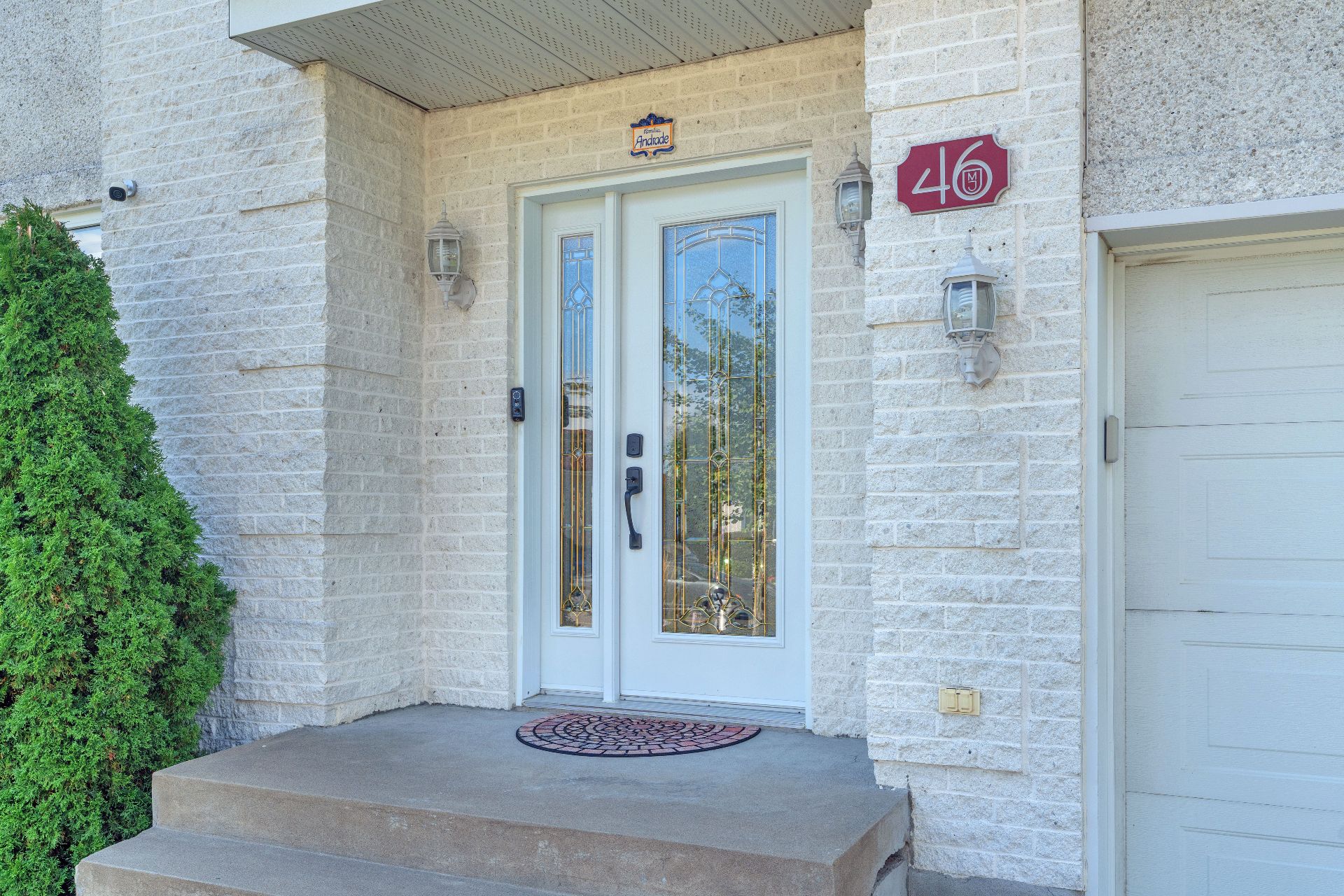 Entrée extérieure