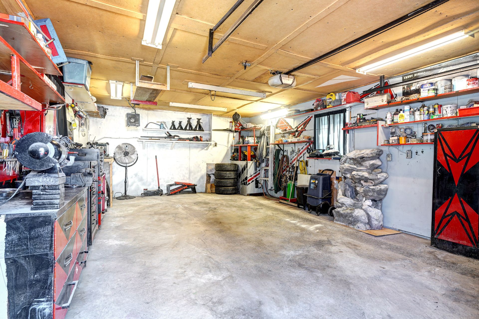 Garage