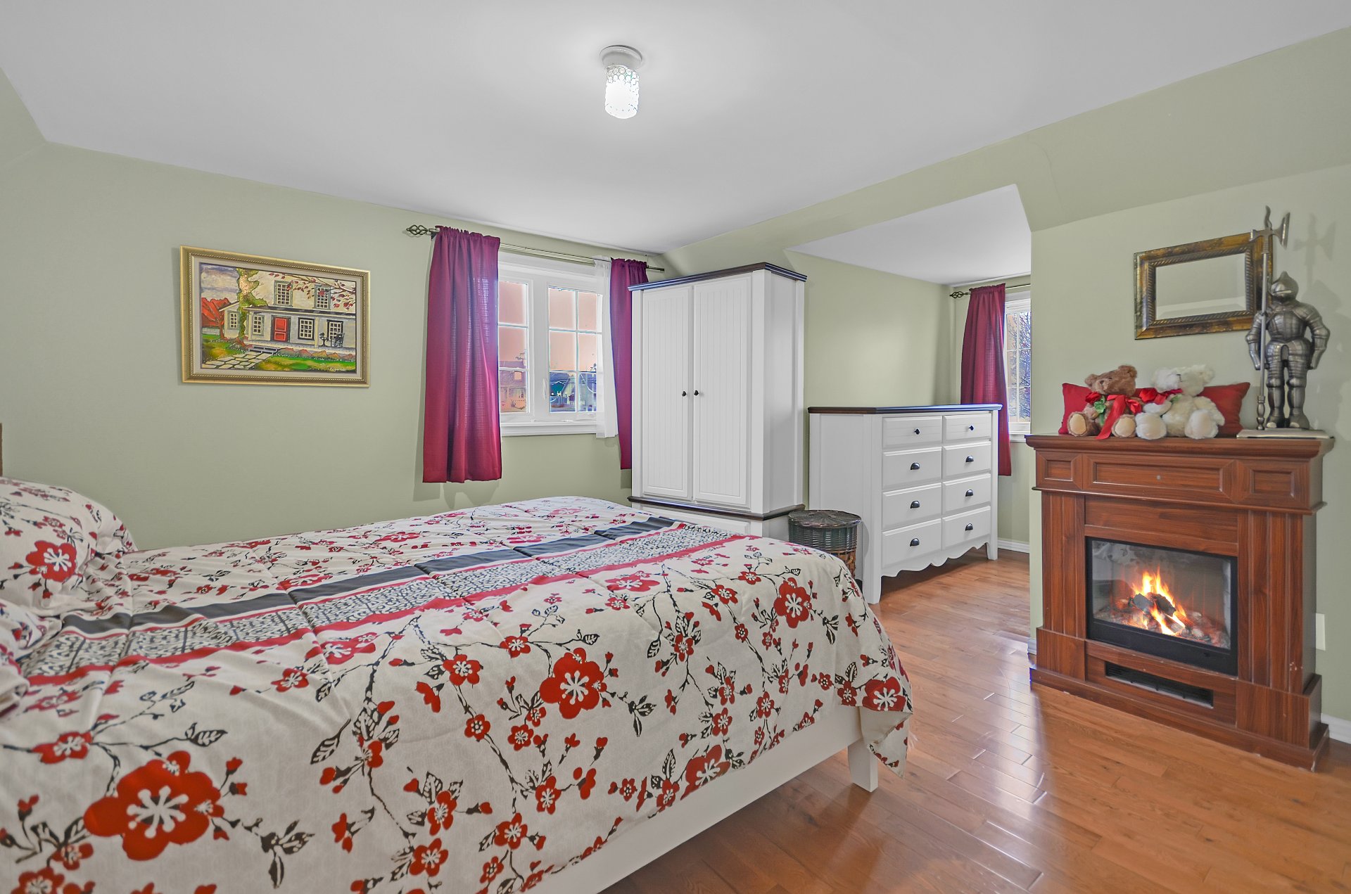 Bedroom