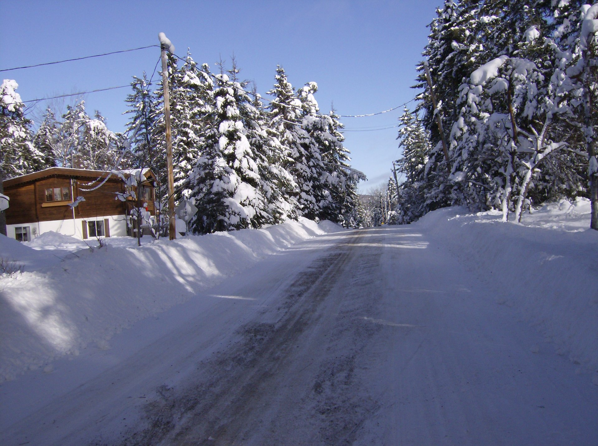 winter road, lot on the right