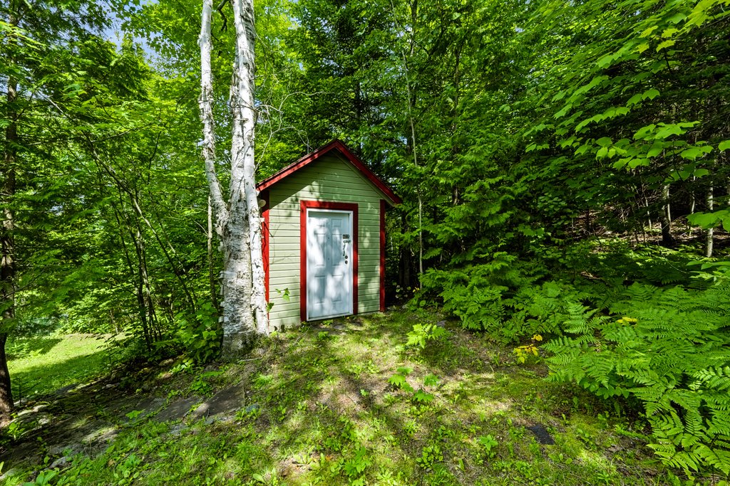 Shed