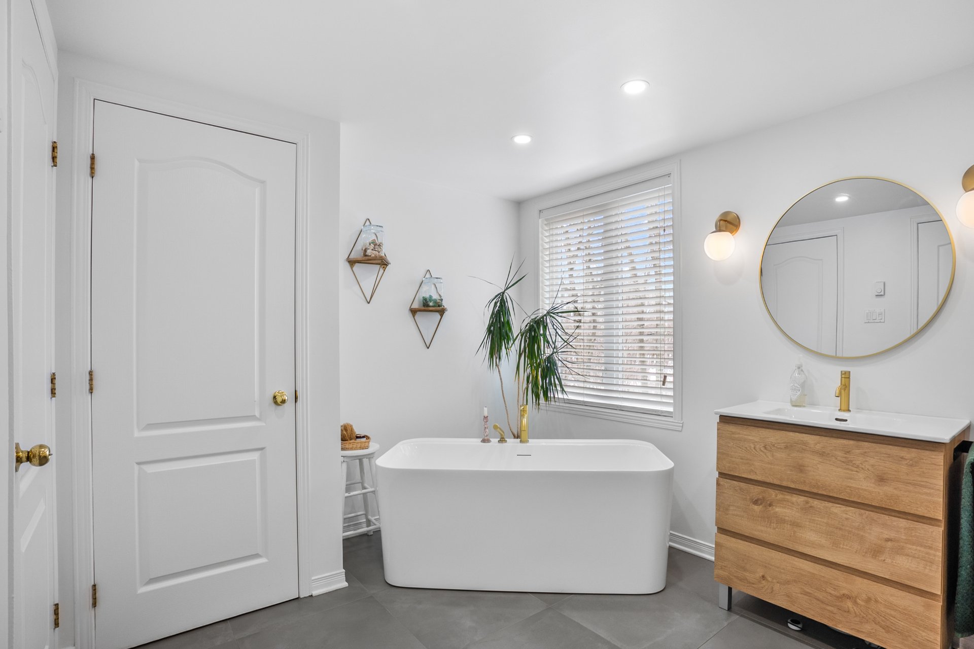 Salle de bains attenante à la CCP