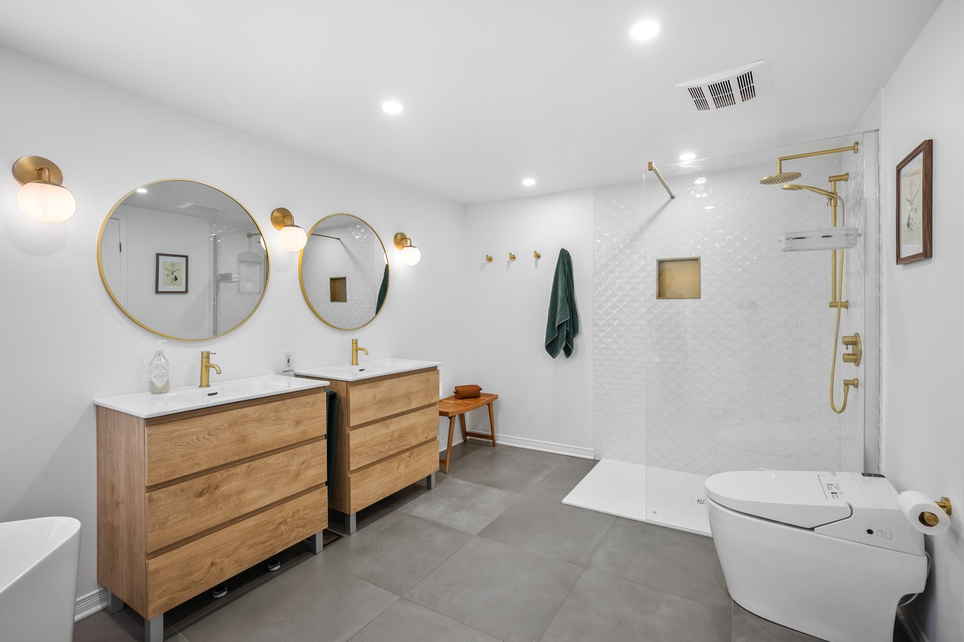 Salle de bains attenante à la CCP