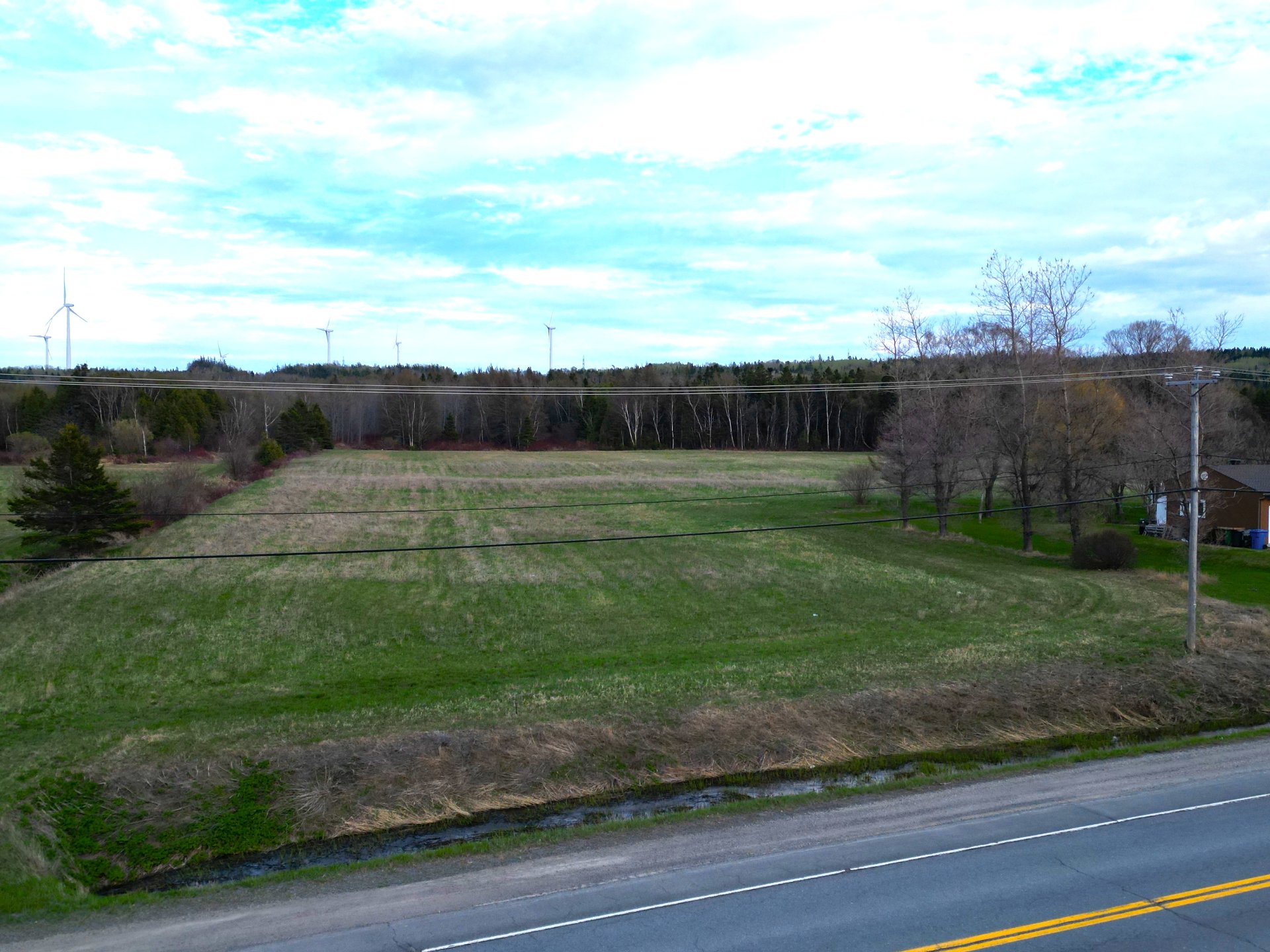 Vue de face du terrain