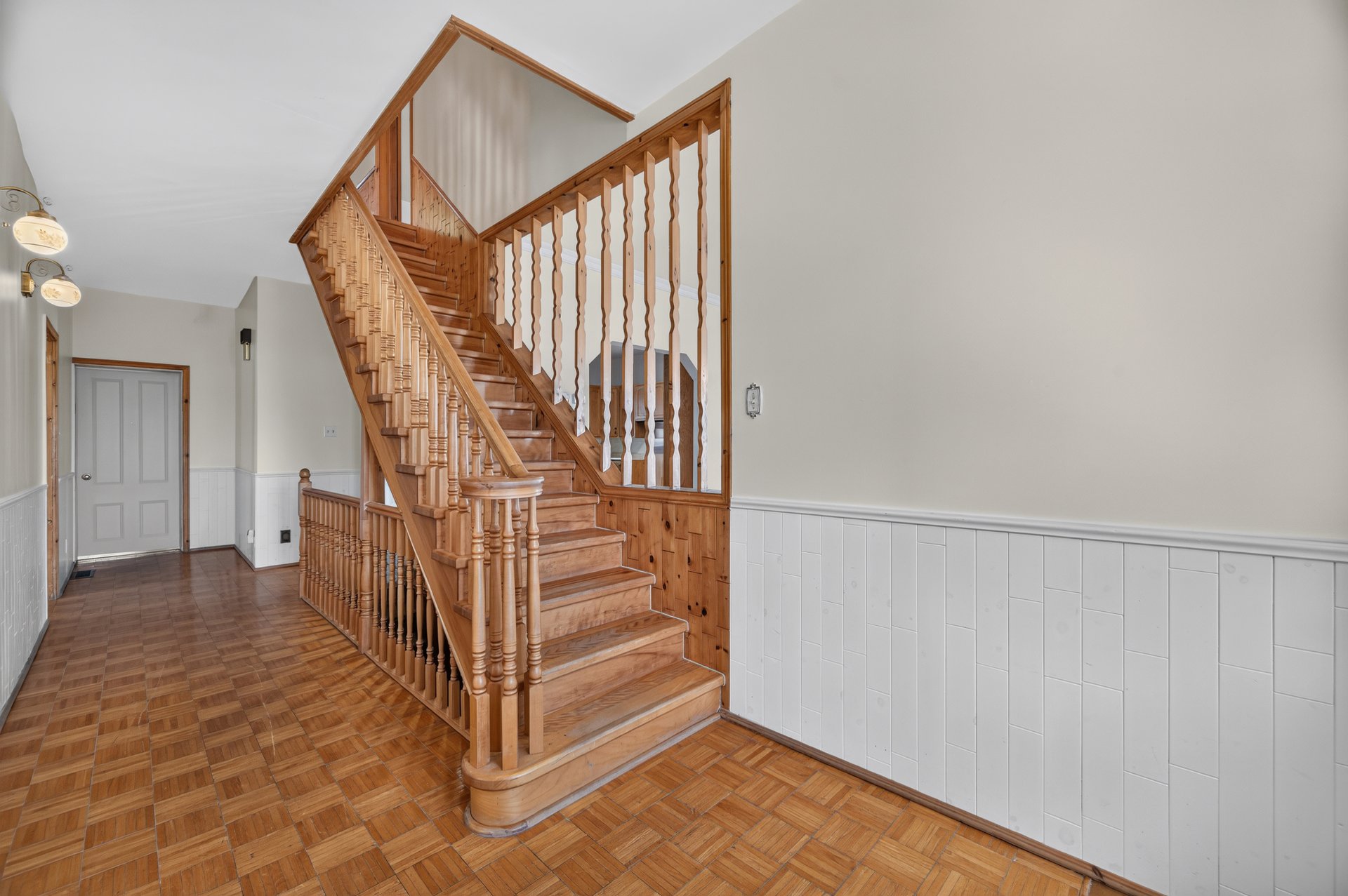 Majestueuse escalier de 1905