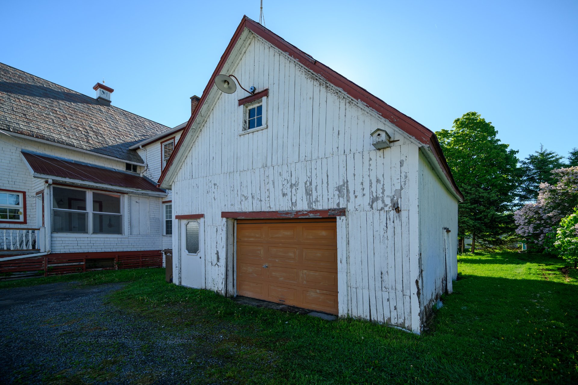 Garage