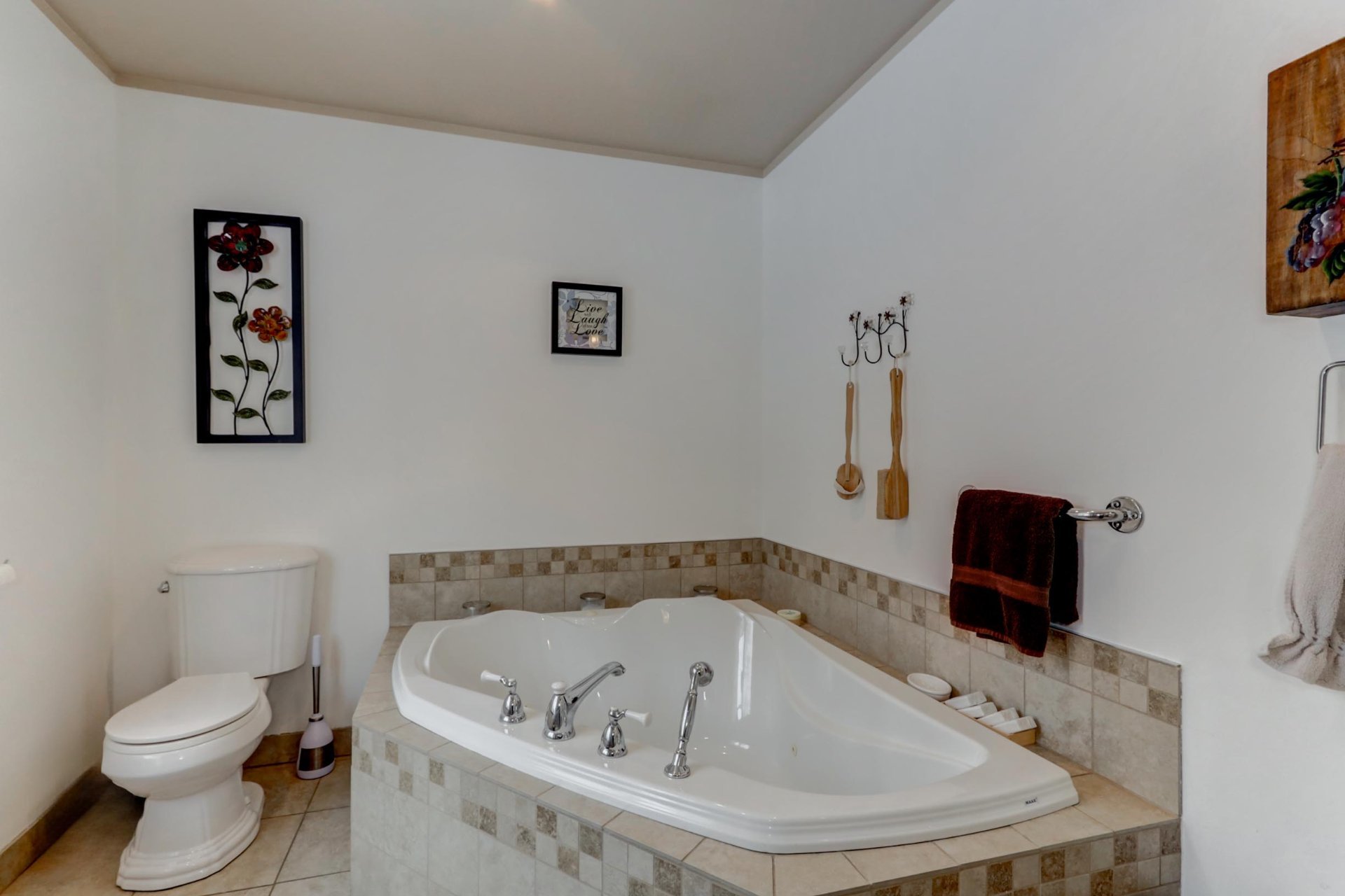 Salle de bains attenante à la CCP