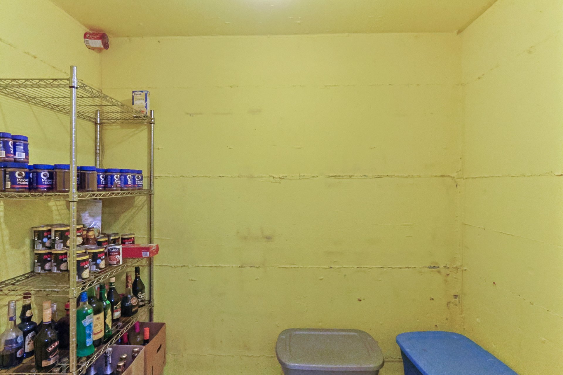 Cave/ chambre froide