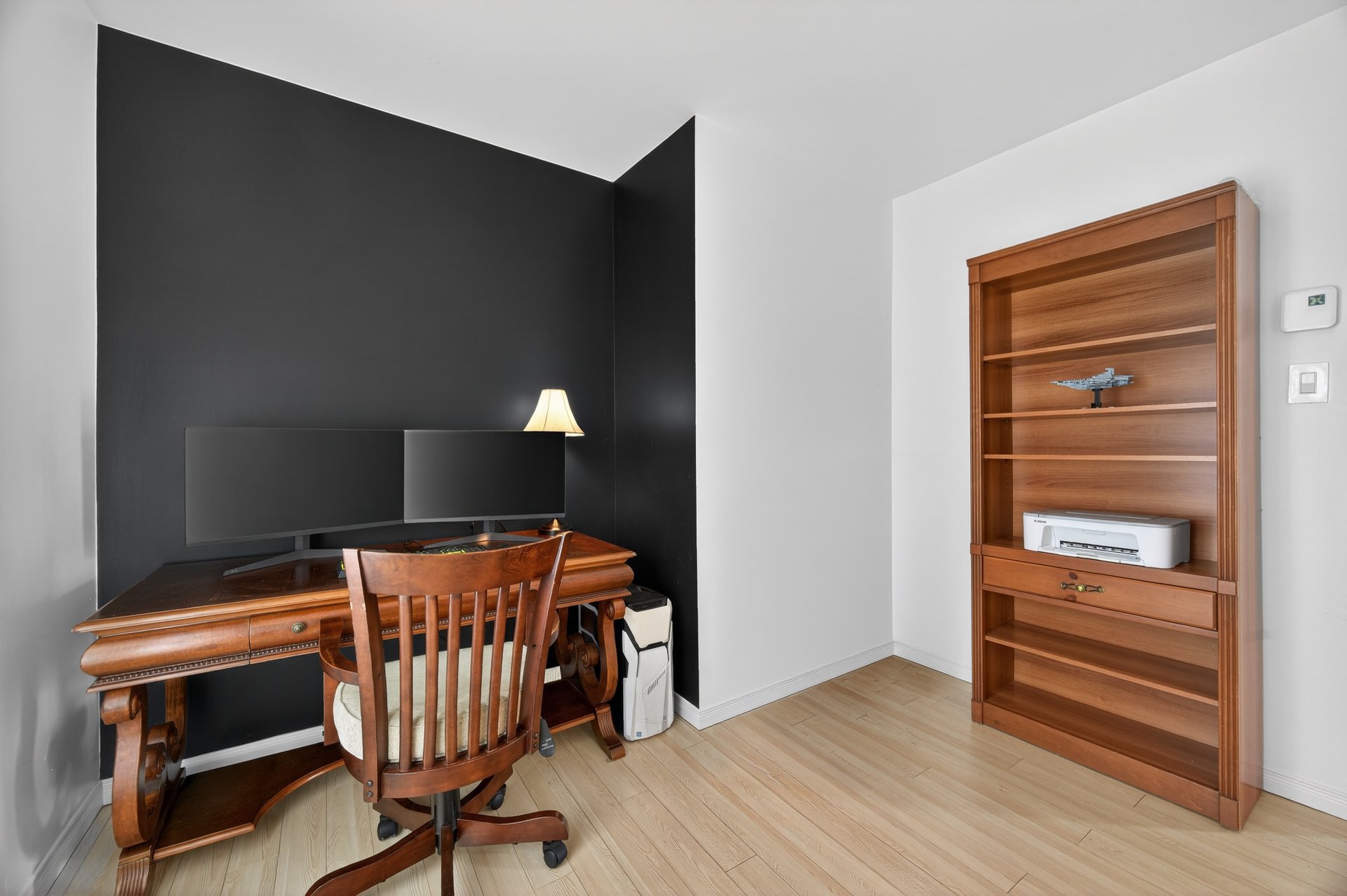 #405 61/2 chambre #2