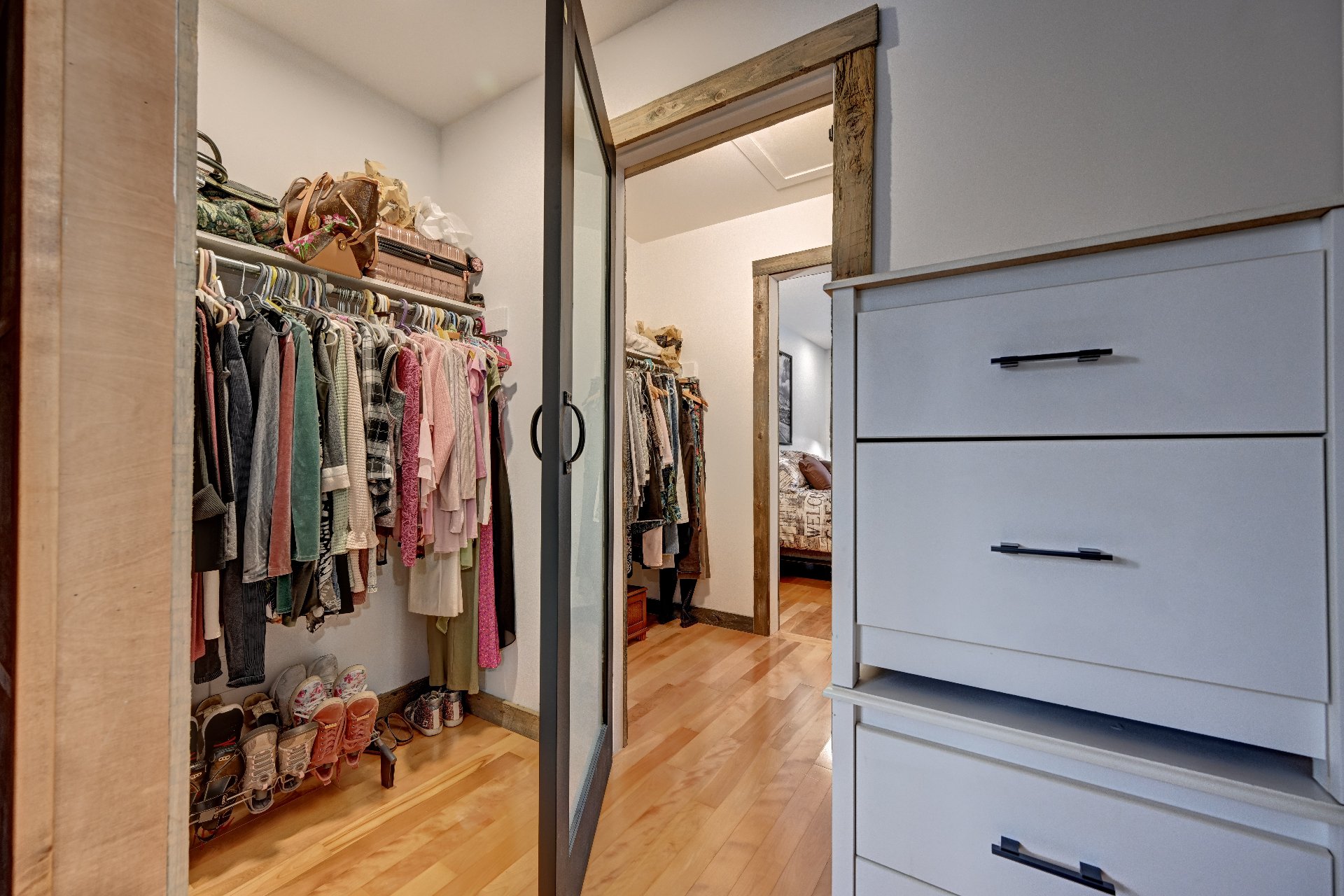 Walk-in closet