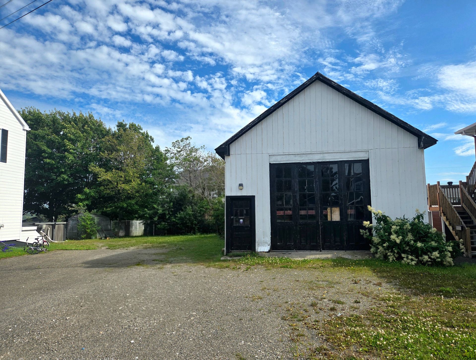 Garage